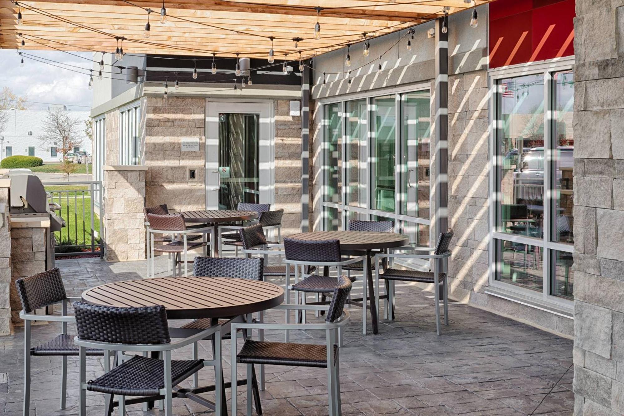 Towneplace Suites Columbus Hilliard Exteriör bild